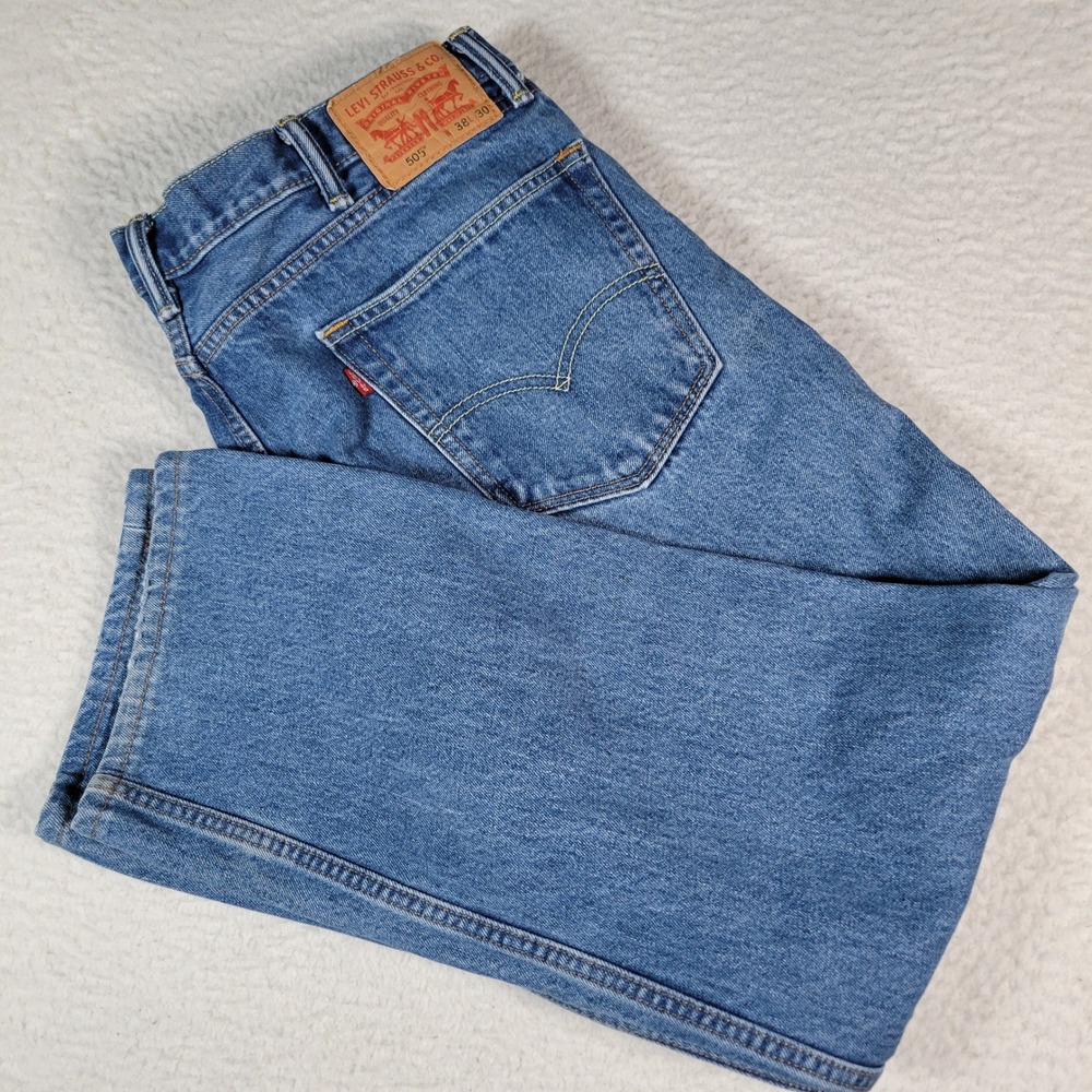Levi's 505 Regular Fit Jeans Mens 38x30 Blue Medium Wash Straight Leg Denim